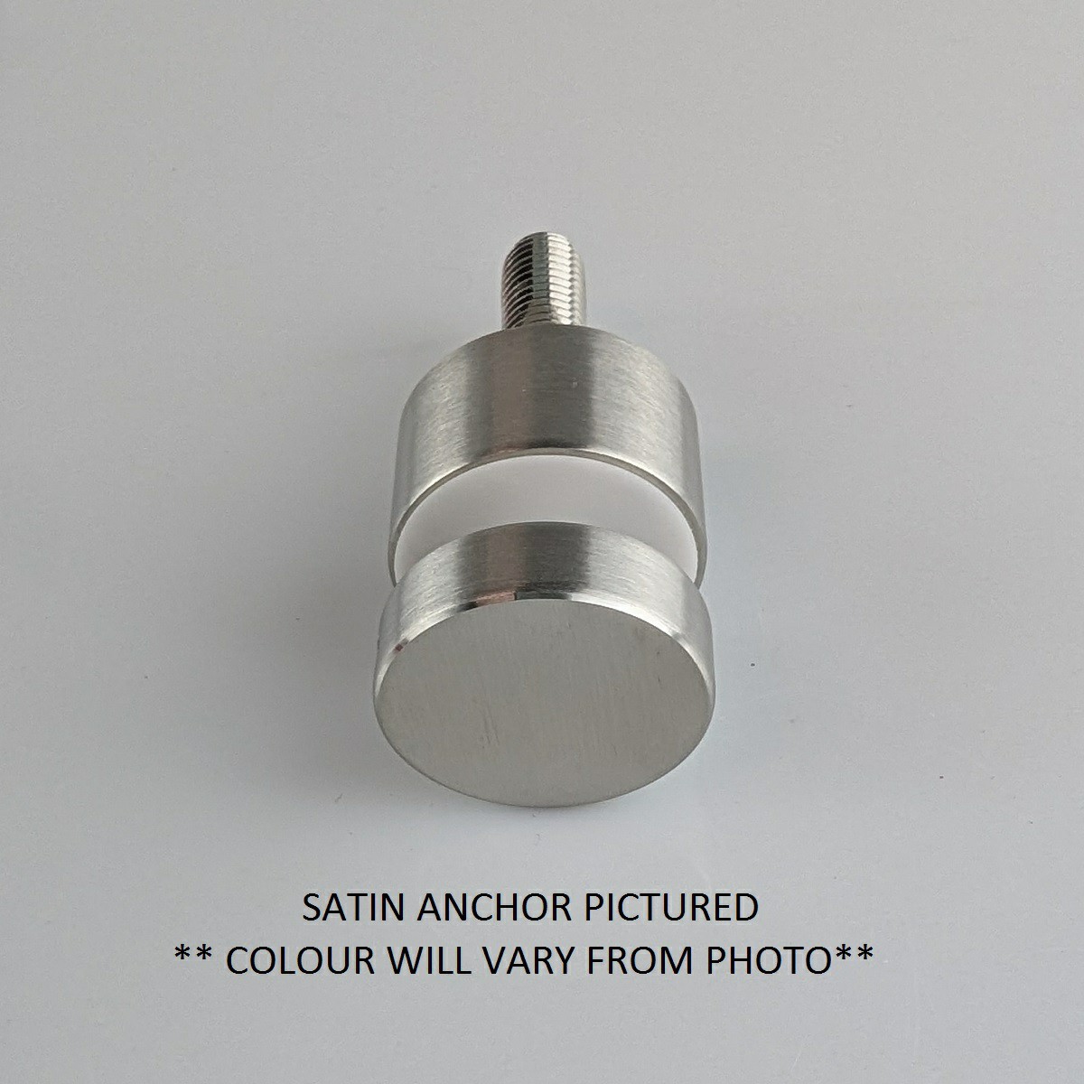 Glass Anchor - 32 x 20mm in matt black - colour will vary from pictured 